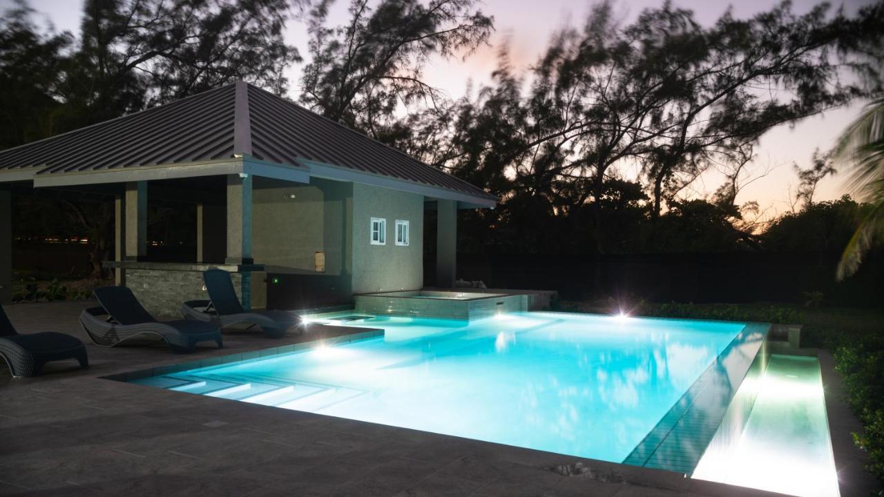 Soak'D Pineapple Villa Berrydale Eksteriør billede